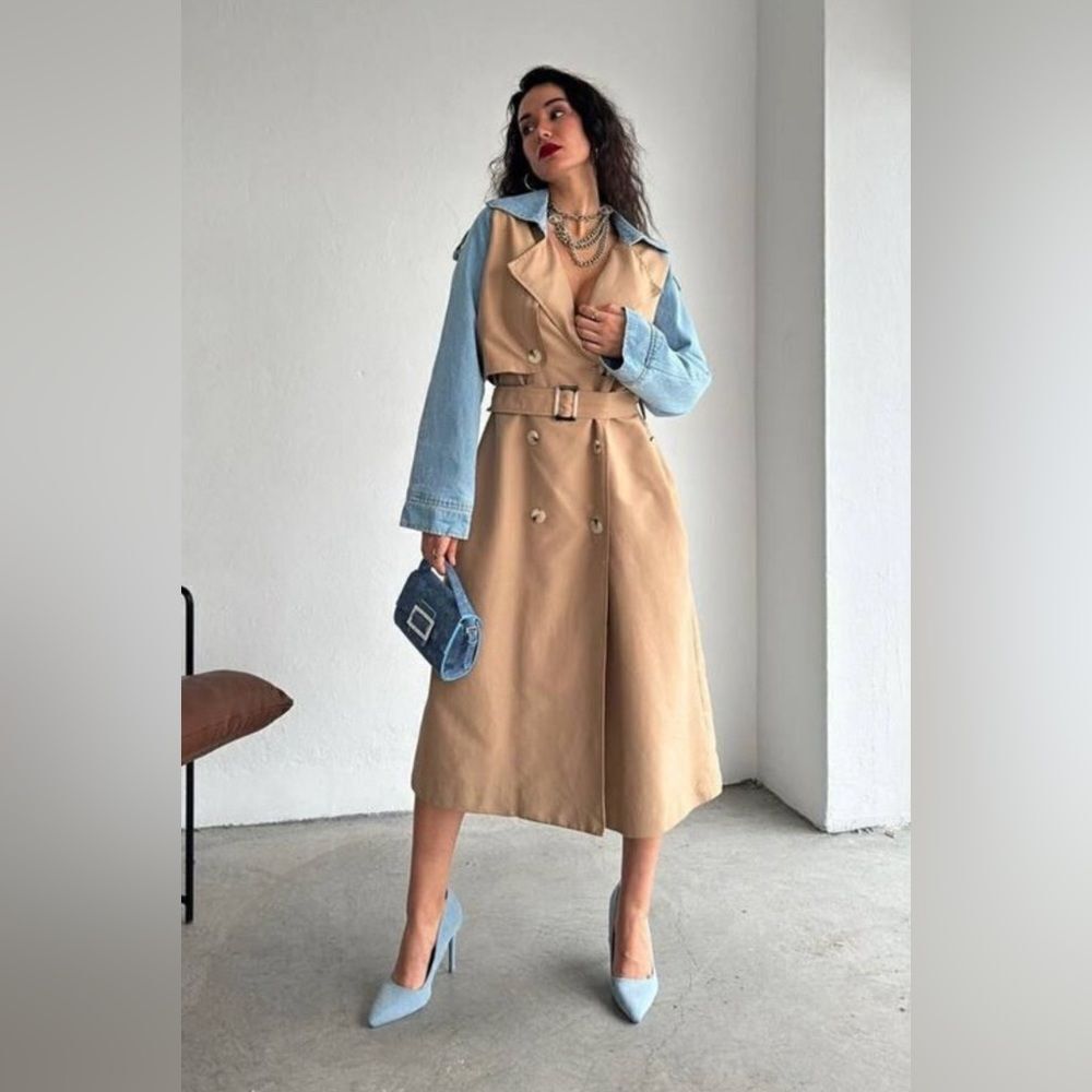 032. Trench Coat Jacket beige with denim sleeve - Picture 7 of 11